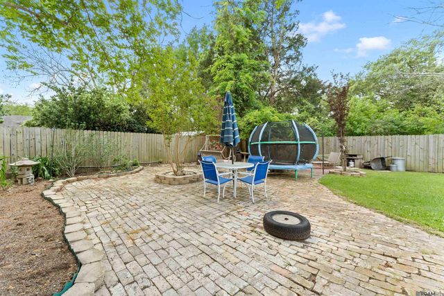 3182 Seracedar, Baton Rouge, LA 70816