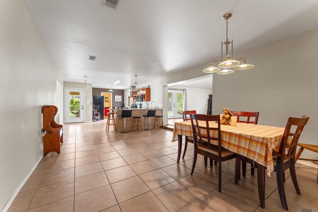 3182 Seracedar, Baton Rouge, LA 70816