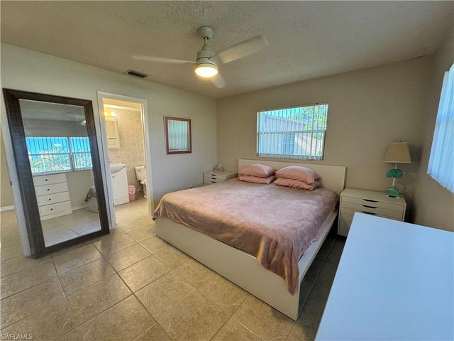 1027 SE 17th AVE, Cape Coral, FL 33990