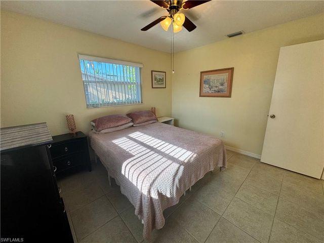 1027 SE 17th AVE, Cape Coral, FL 33990