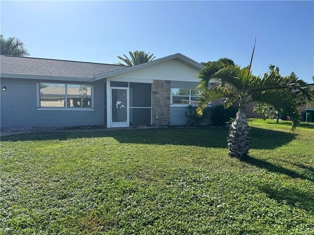 1027 SE 17th AVE, Cape Coral, FL 33990