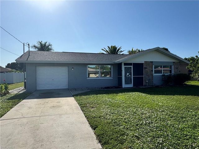 1027 SE 17th AVE, Cape Coral, FL 33990