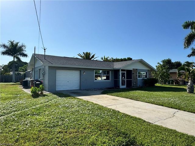 1027 SE 17th AVE, Cape Coral, FL 33990