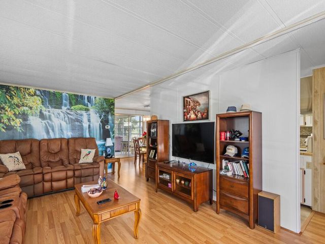 4 Oliva Road, Port St Lucie, FL 34952