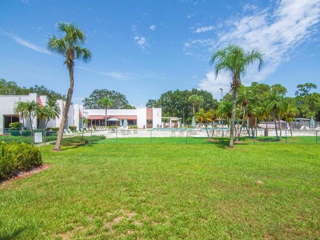 4 Oliva Road, Port St Lucie, FL 34952