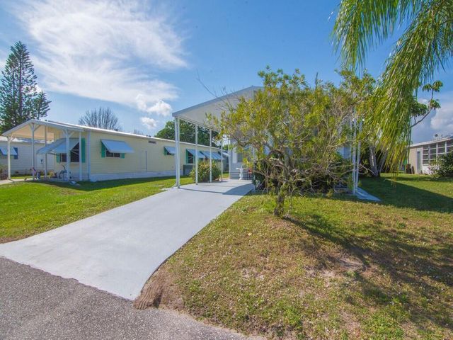 4 Oliva Road, Port St Lucie, FL 34952