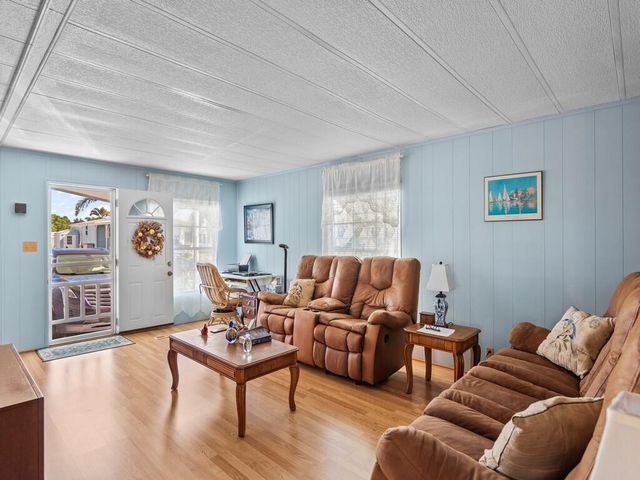 4 Oliva Road, Port St Lucie, FL 34952