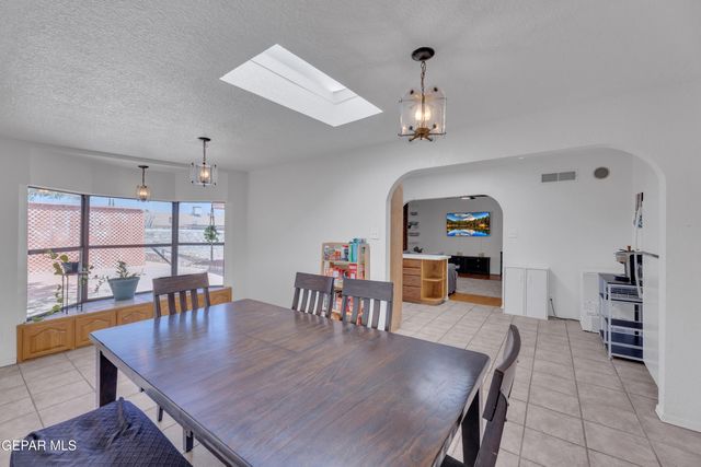 10305 ASHWOOD Drive, El Paso, TX 79925