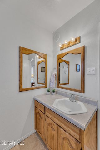 10305 ASHWOOD Drive, El Paso, TX 79925