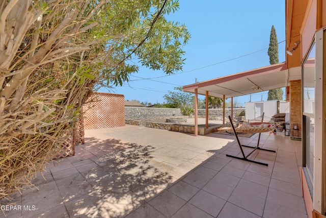 10305 ASHWOOD Drive, El Paso, TX 79925