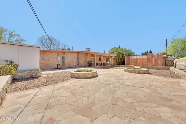 10305 ASHWOOD Drive, El Paso, TX 79925