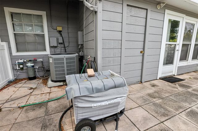 456 THANINGTON CLOSE, Palm Harbor, FL 34683