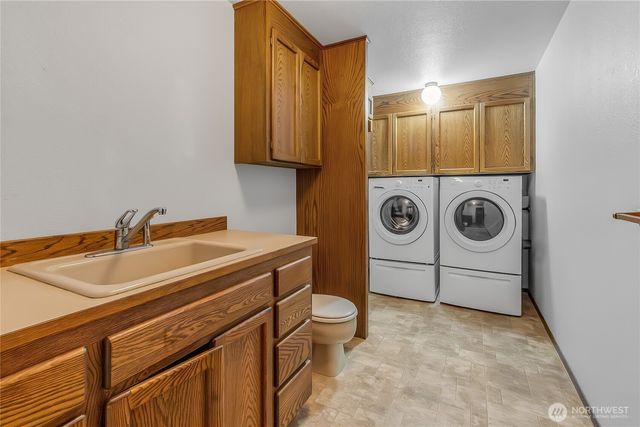 1345 N Juniper Street, Tacoma, WA 98406