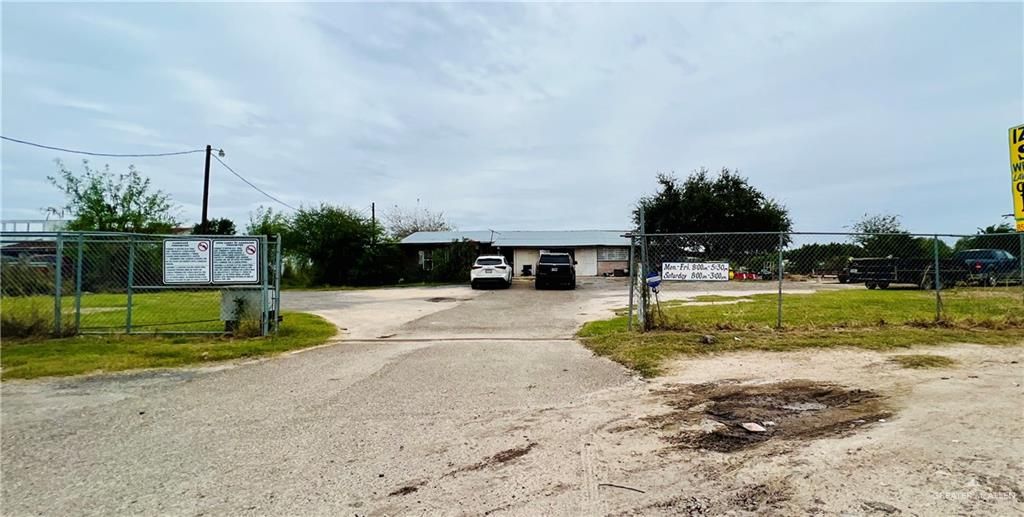 4320 N International Boulevard, Mercedes, TX 78570