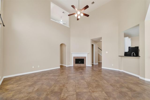 521 Opal Sky Court, League City, TX 77573