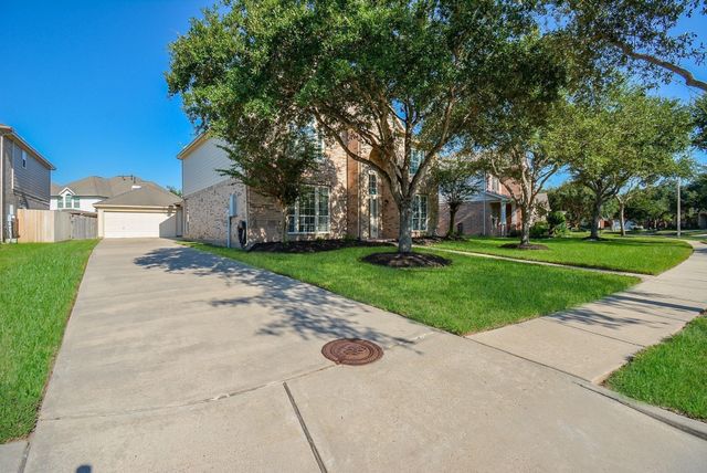 521 Opal Sky Court, League City, TX 77573
