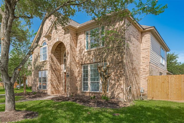 521 Opal Sky Court, League City, TX 77573