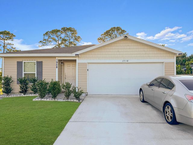 1958 SE Floresta Drive, Port St. Lucie, Port St Lucie, FL 34983