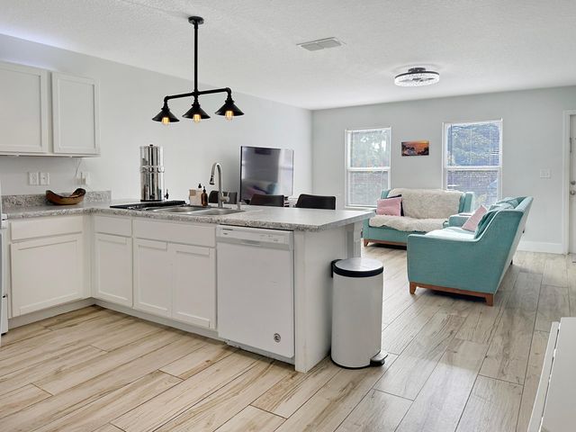 1958 SE Floresta Drive, Port St. Lucie, Port St Lucie, FL 34983