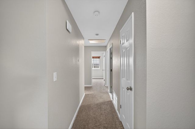 4070 Deer Trail Way, Sacramento, CA 95823