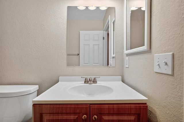 4070 Deer Trail Way, Sacramento, CA 95823