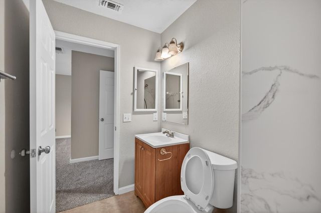 4070 Deer Trail Way, Sacramento, CA 95823