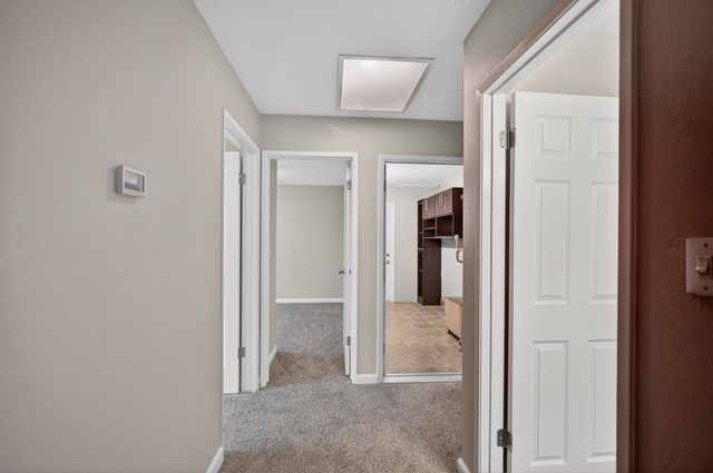 4070 Deer Trail Way, Sacramento, CA 95823