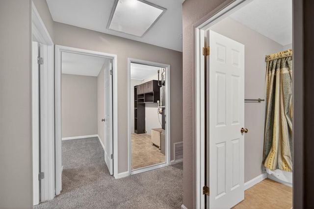 4070 Deer Trail Way, Sacramento, CA 95823