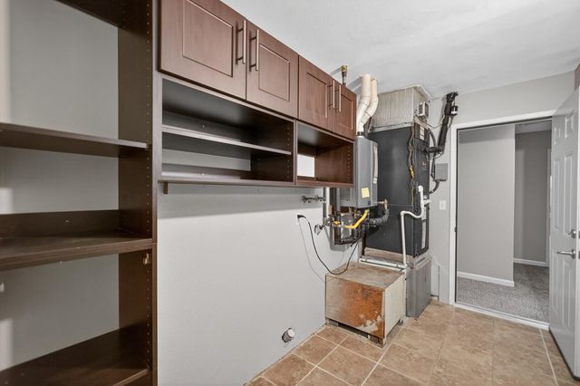 4070 Deer Trail Way, Sacramento, CA 95823