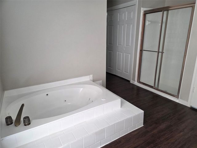 8715 Rocky Valley Drive, Houston, TX 77083