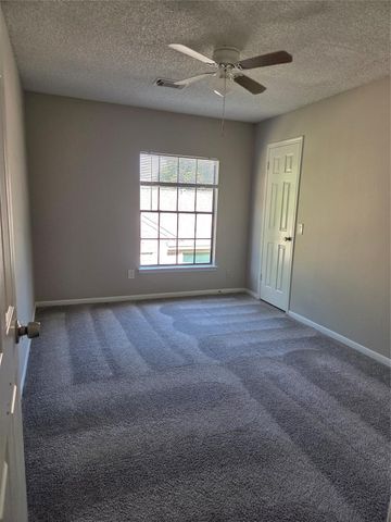 8715 Rocky Valley Drive, Houston, TX 77083