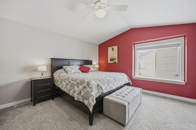 4238 43rd Avenue S, Fargo, ND 58104