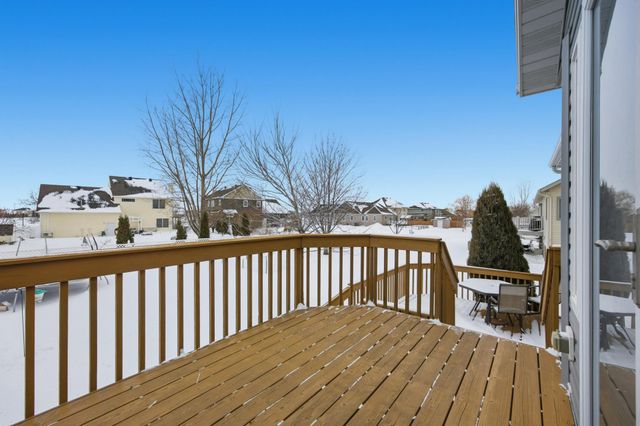 4238 43rd Avenue S, Fargo, ND 58104