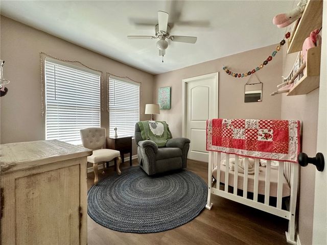 1021 E B Ave, Kingsville, TX 78363