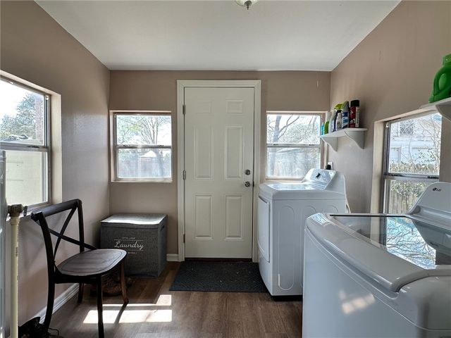 1021 E B Ave, Kingsville, TX 78363