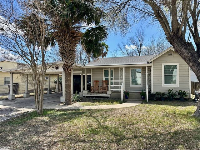 1021 E B Ave, Kingsville, TX 78363