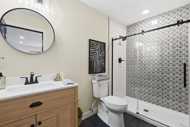 W377S3527 School Section Lake DRIVE, Dousman, WI 53118