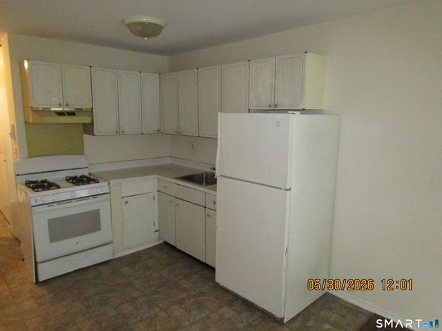 235 Henry Avenue 12J, Stratford, CT 06614