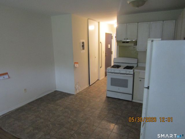 235 Henry Avenue 12J, Stratford, CT 06614