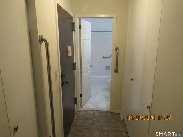 235 Henry Avenue 12J, Stratford, CT 06614