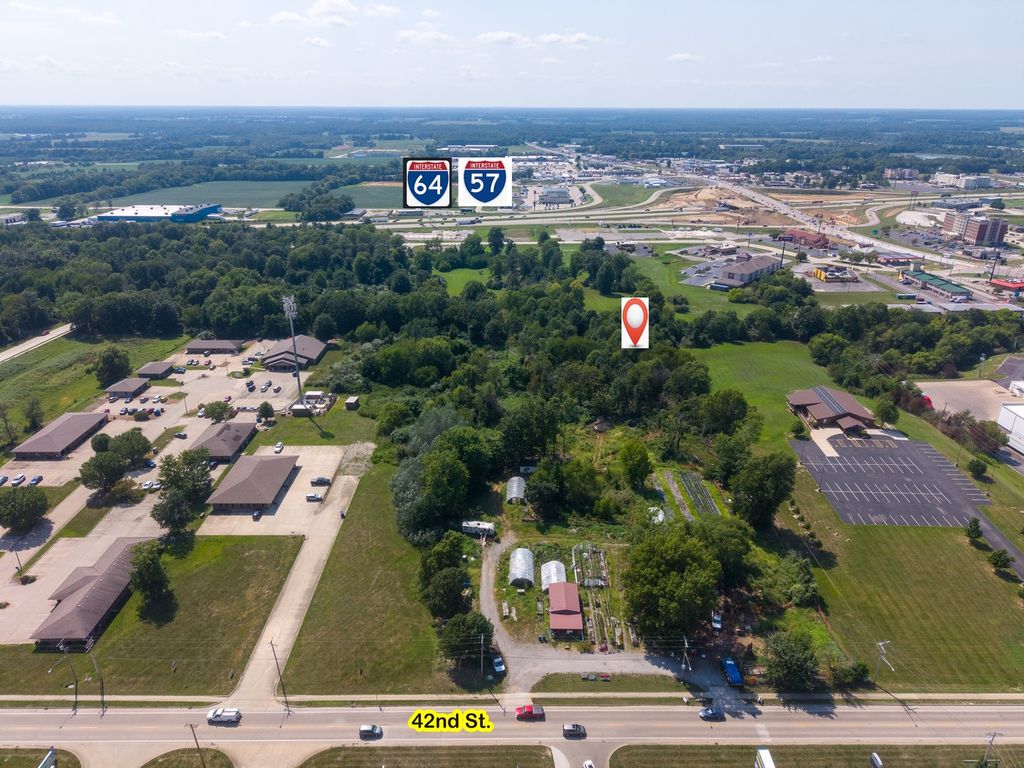 Image 1 of property listing at 0000 43rd Street, Mt Vernon, IL 62864