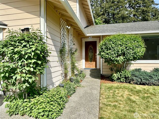 3324 Woodard Green Drive NE, Olympia, WA 98506