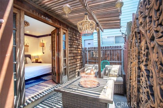 708 E Alta Way, Long Beach, CA 90802