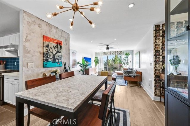 8400 De Longpre 212, West Hollywood, CA 90069