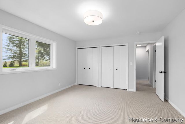 9391 Summit Avenue NE, Rockford, MI 49341