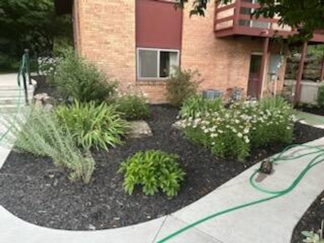 9391 Summit Avenue NE, Rockford, MI 49341