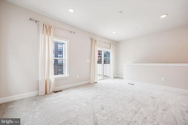 108 SALINGER DR, Gaithersburg, MD 20878