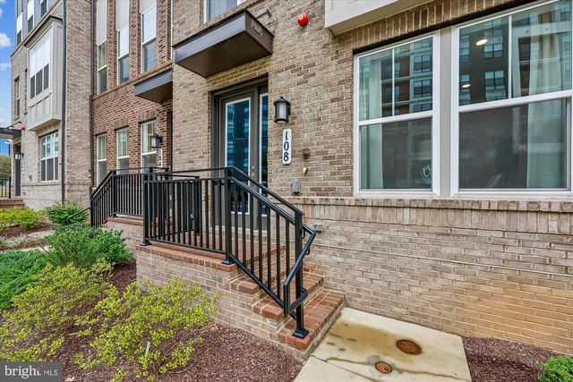 108 SALINGER DR, Gaithersburg, MD 20878