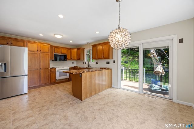 30 Tower Road, Bristol, CT 06010