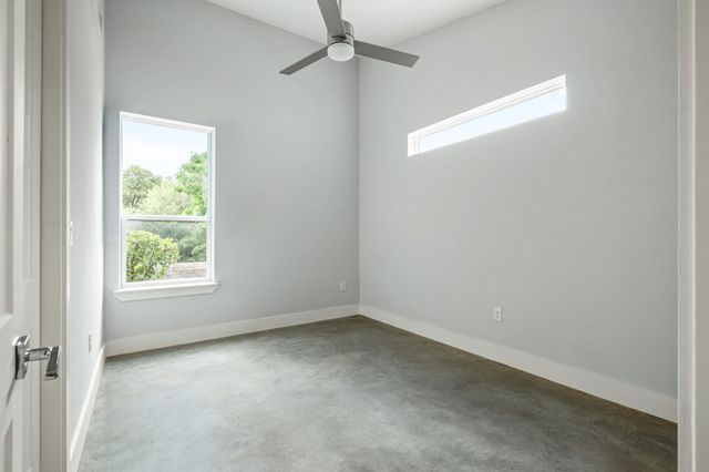 1703 Perez ST 2, Austin, TX 78721